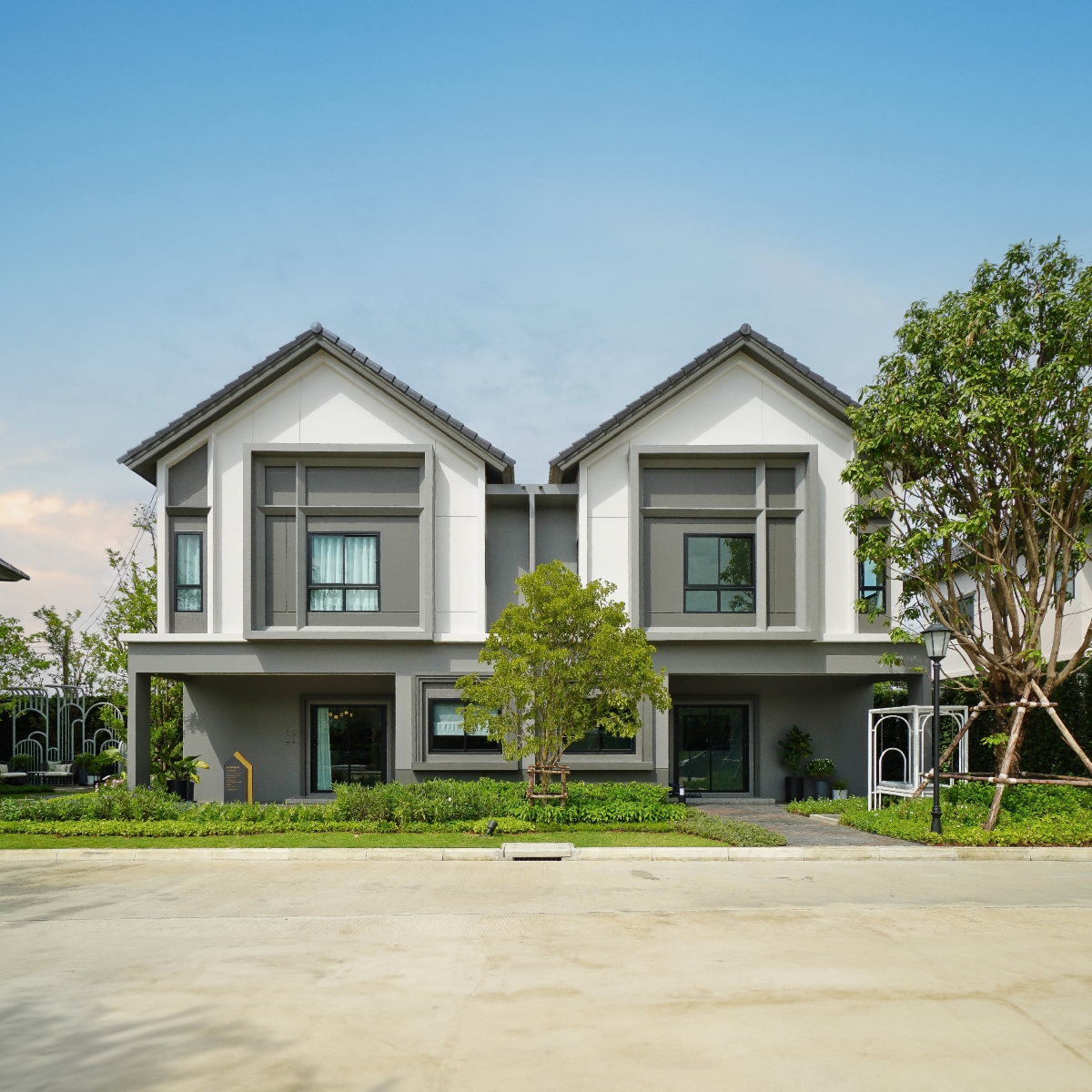 บริทาเนีย ราชพฤกษ์-กาญจนาภิเษก